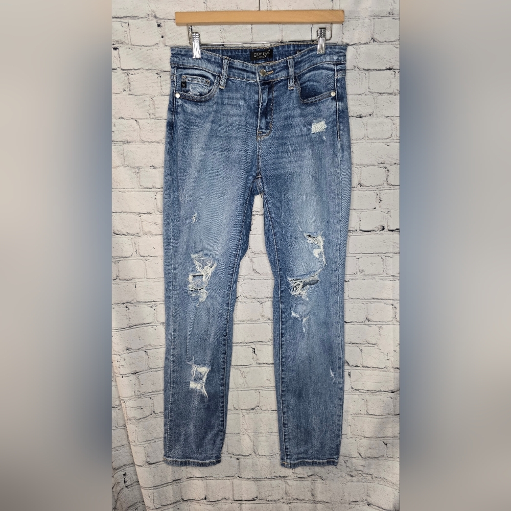 Judy Blue Boyfriend Fit Distressed Blue Jeans Size 5